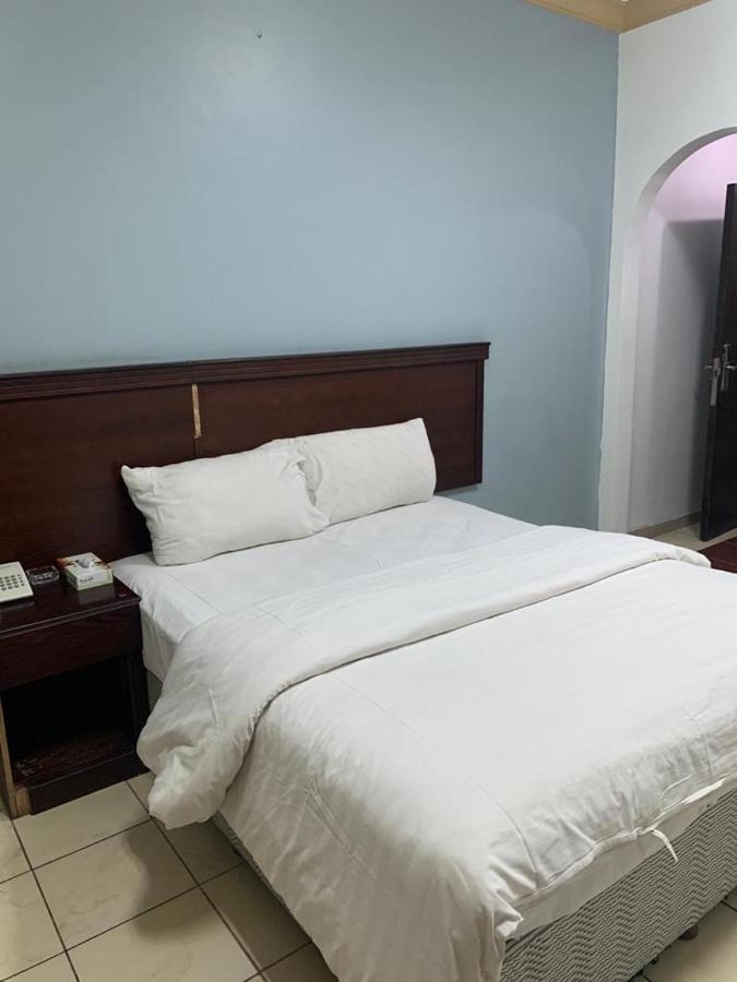 Hotel Hend Plaza Medina
